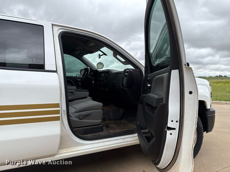 image for item EJ4607 2014 Chevrolet Silverado 1500 Double Cab pickup truck