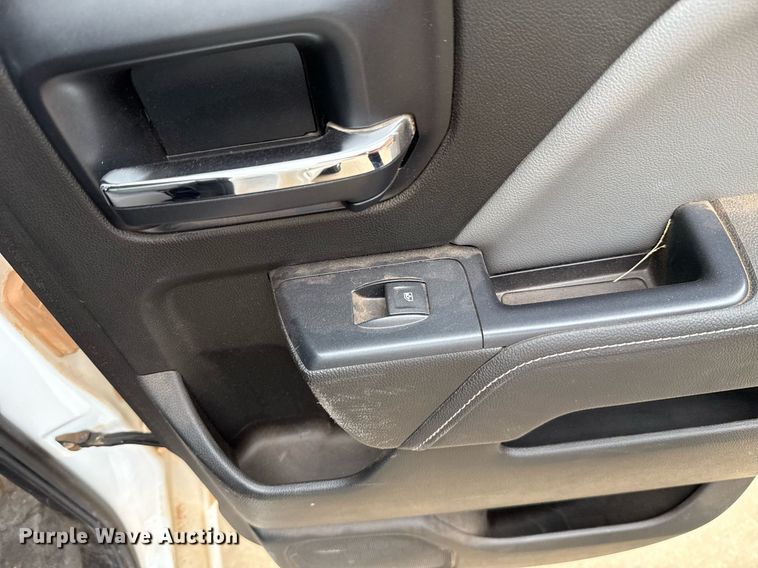 image for item EJ4607 2014 Chevrolet Silverado 1500 Double Cab pickup truck