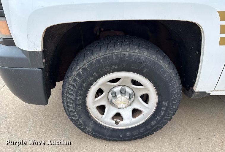 image for item EJ4607 2014 Chevrolet Silverado 1500 Double Cab pickup truck