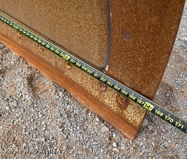 image for item EJ4609 2013 John Deere 772G motor grader