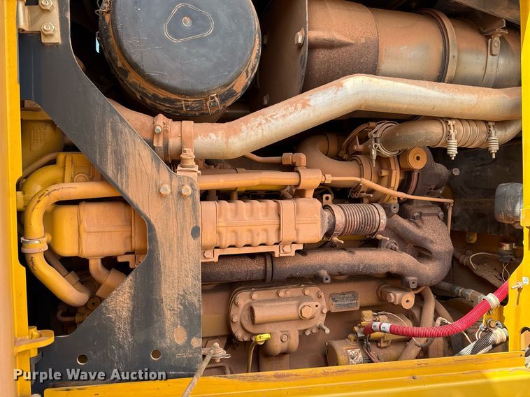 image for item EJ4609 2013 John Deere 772G motor grader