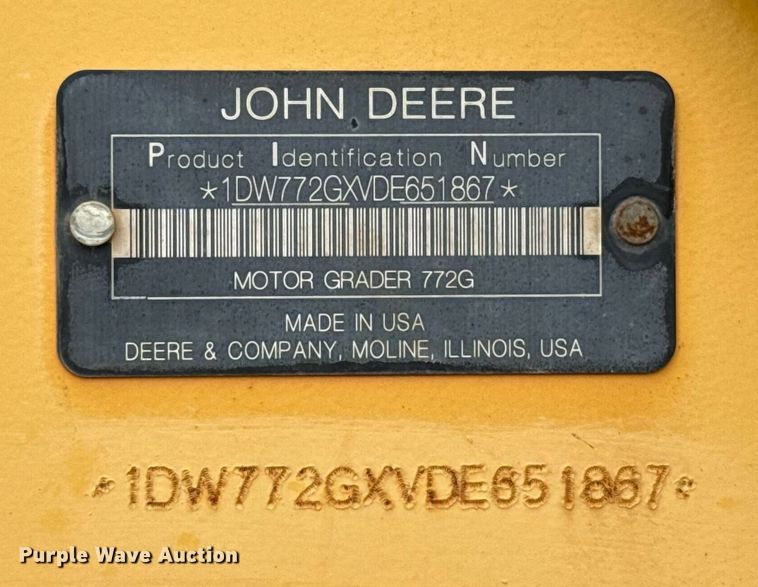 image for item EJ4609 2013 John Deere 772G motor grader