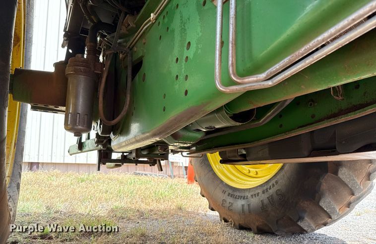 image for item EJ4610 2011 John Deere 7230 MFWD tractor