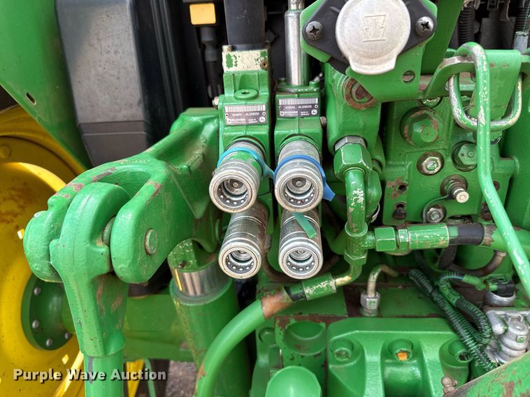 image for item EJ4610 2011 John Deere 7230 MFWD tractor