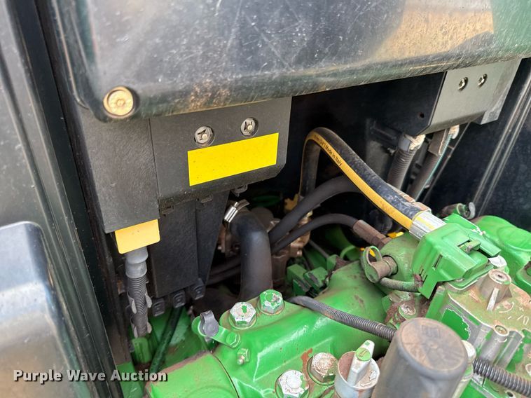 image for item EJ4610 2011 John Deere 7230 MFWD tractor