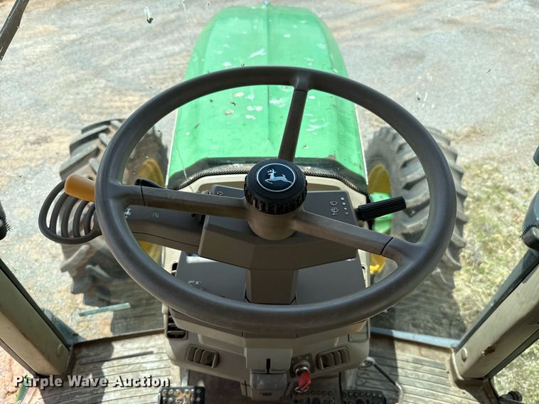 image for item EJ4610 2011 John Deere 7230 MFWD tractor