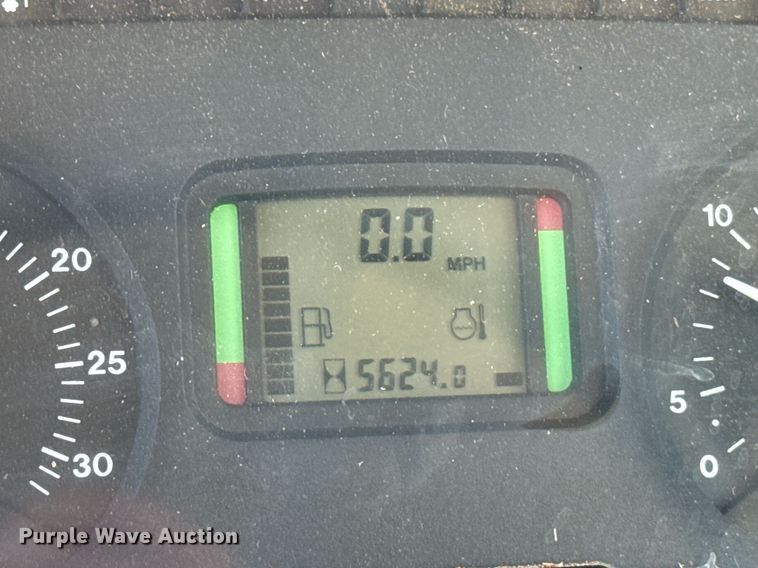 image for item EJ4610 2011 John Deere 7230 MFWD tractor