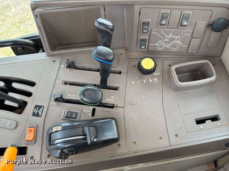 image for item EJ4610 2011 John Deere 7230 MFWD tractor