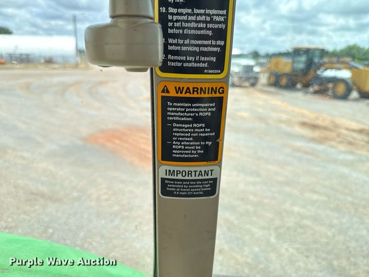 image for item EJ4610 2011 John Deere 7230 MFWD tractor