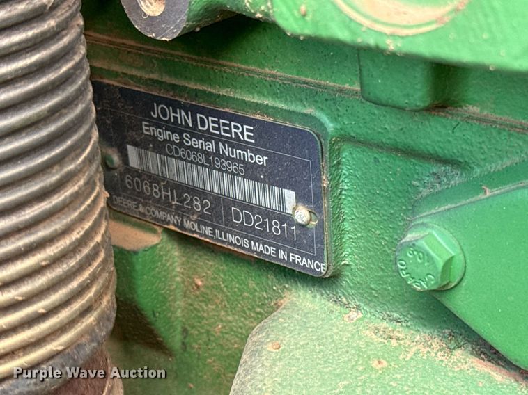 image for item EJ4610 2011 John Deere 7230 MFWD tractor