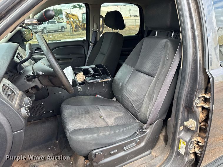 image for item EJ4611 2011 Chevrolet Tahoe Police SUV