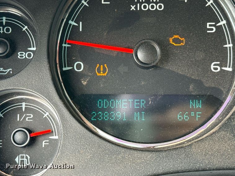 image for item EJ4611 2011 Chevrolet Tahoe Police SUV