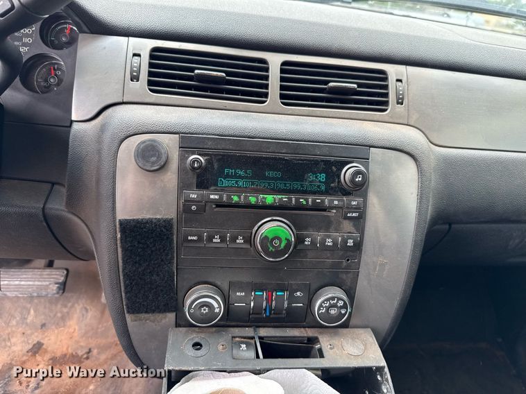 image for item EJ4611 2011 Chevrolet Tahoe Police SUV