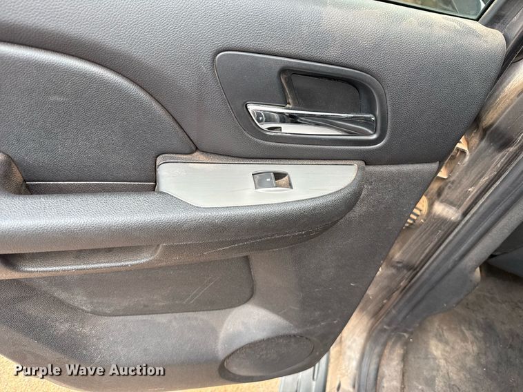 image for item EJ4611 2011 Chevrolet Tahoe Police SUV