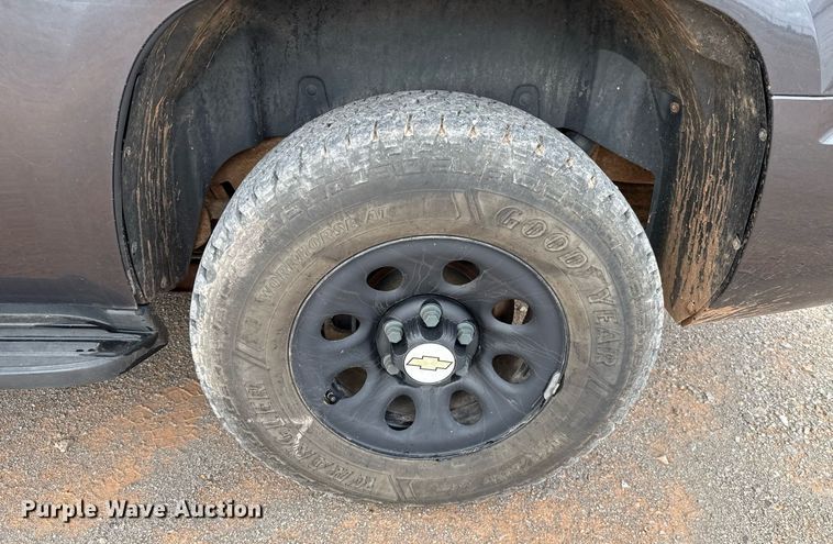 image for item EJ4611 2011 Chevrolet Tahoe Police SUV