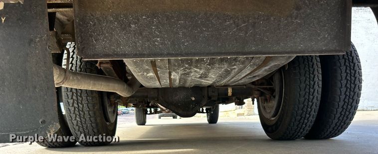 image for item EK8121 1998 Chevrolet P Series delivery truck