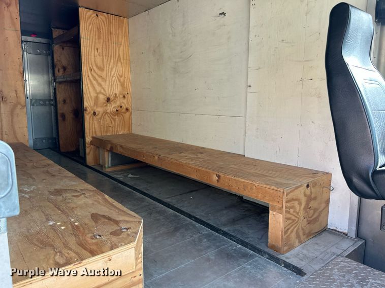 image for item EK8121 1998 Chevrolet P Series delivery truck