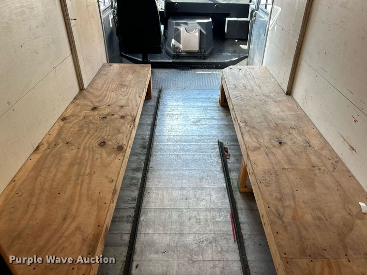 image for item EK8121 1998 Chevrolet P Series delivery truck