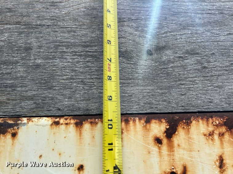 image for item EK8123 1999 International 4900 dump truck