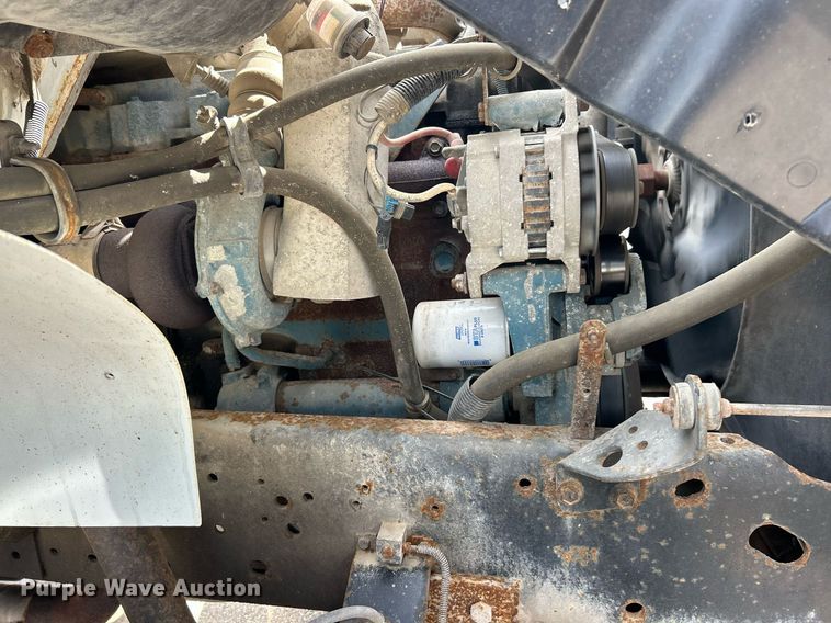 image for item EK8123 1999 International 4900 dump truck