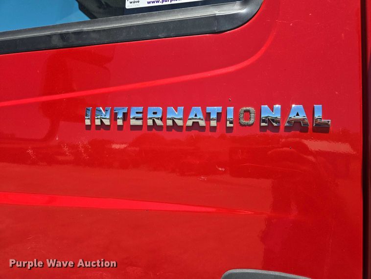 image for item EM0043 2006 International 7400 dump truck