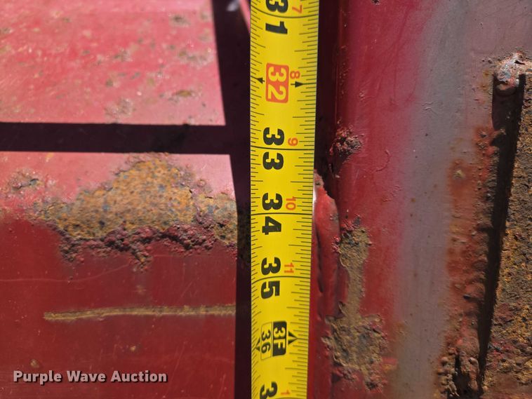 image for item EM0043 2006 International 7400 dump truck