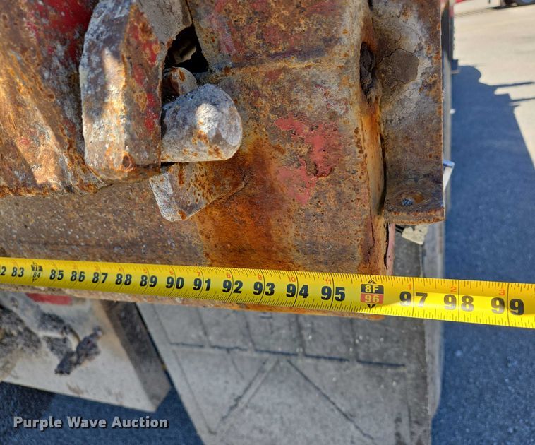 image for item EM0043 2006 International 7400 dump truck