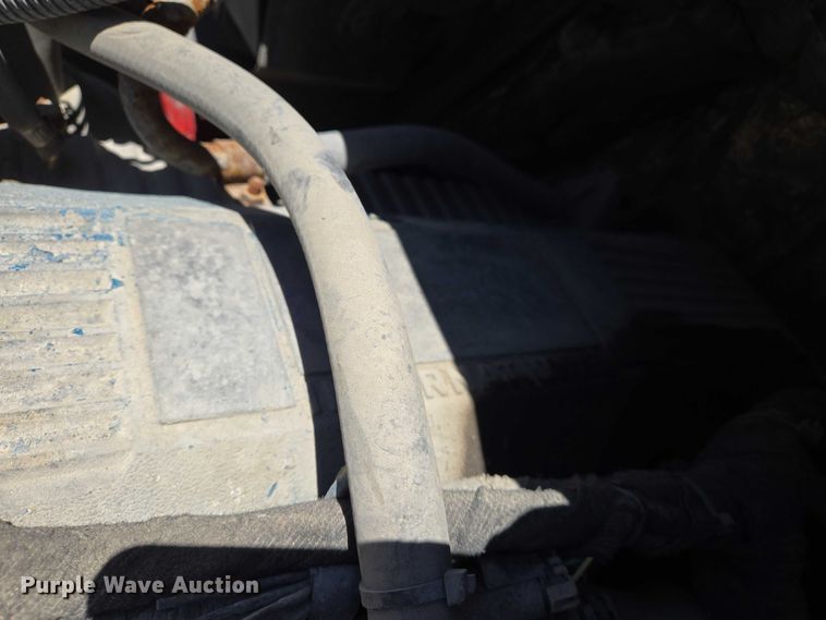 image for item EM0043 2006 International 7400 dump truck