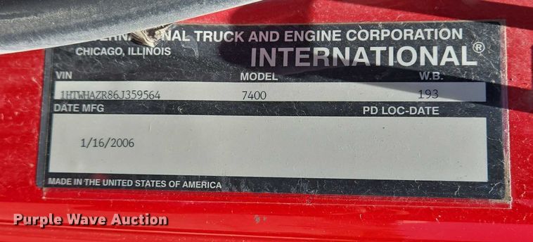 image for item EM0043 2006 International 7400 dump truck