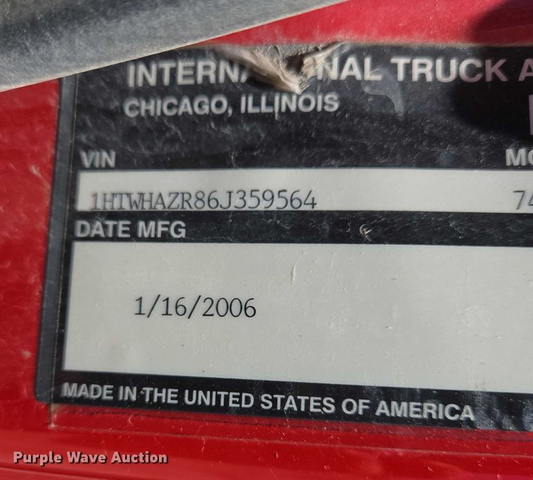 image for item EM0043 2006 International 7400 dump truck