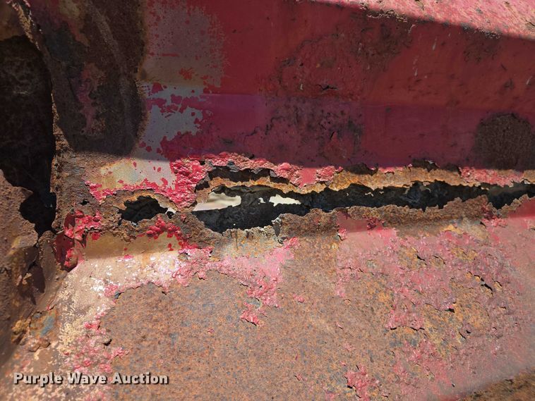 image for item EM0044 2002 International 4900 dump truck