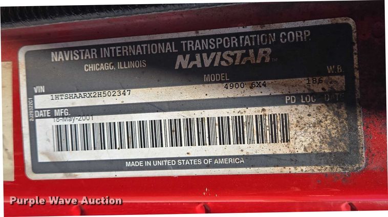 image for item EM0044 2002 International 4900 dump truck