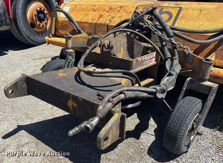 image for item EM0045 MB TKH truck mounted broom