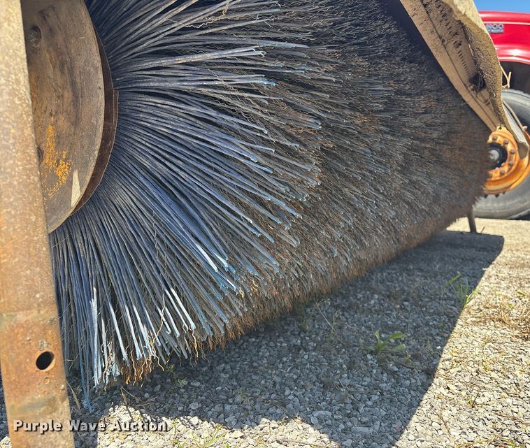 image for item EM0045 MB TKH truck mounted broom