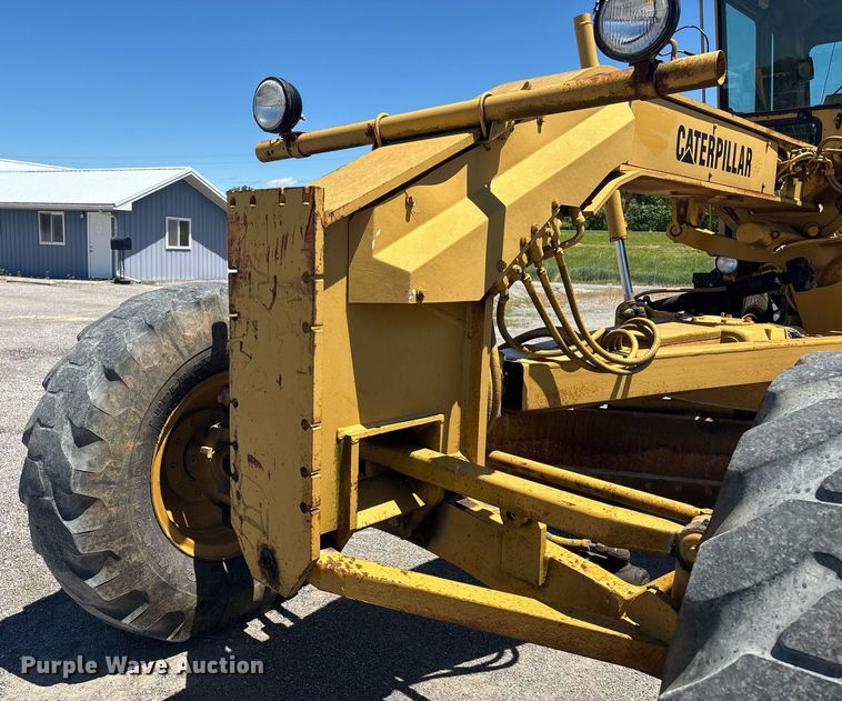 image for item EM0046 1994 Caterpillar 12G motor grader
