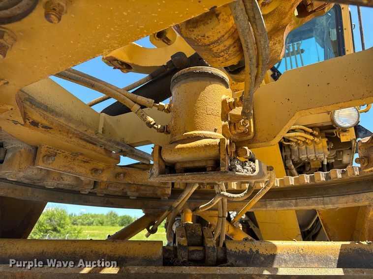 image for item EM0046 1994 Caterpillar 12G motor grader