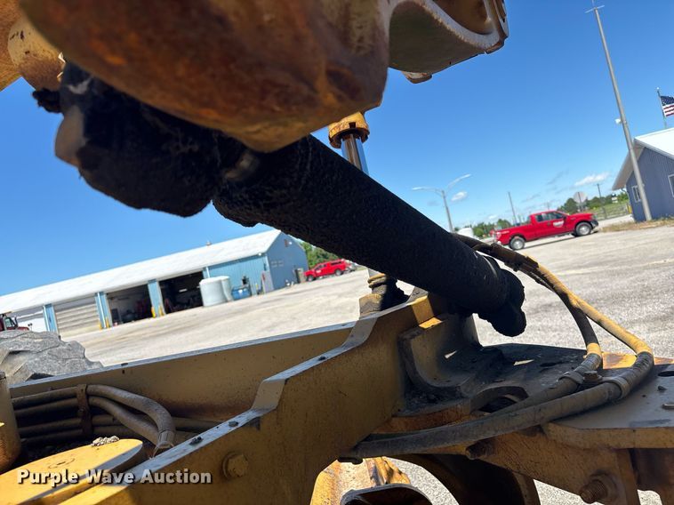 image for item EM0046 1994 Caterpillar 12G motor grader