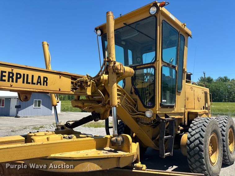 image for item EM0046 1994 Caterpillar 12G motor grader