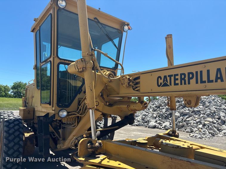 image for item EM0046 1994 Caterpillar 12G motor grader