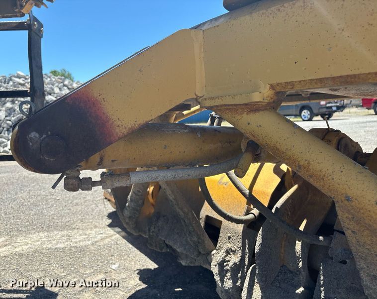 image for item EM0046 1994 Caterpillar 12G motor grader