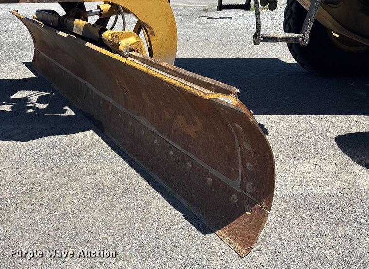 image for item EM0046 1994 Caterpillar 12G motor grader