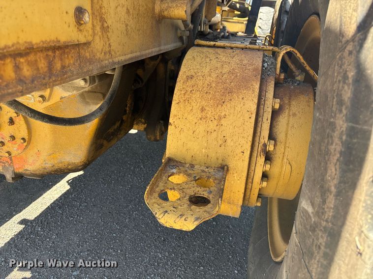 image for item EM0046 1994 Caterpillar 12G motor grader