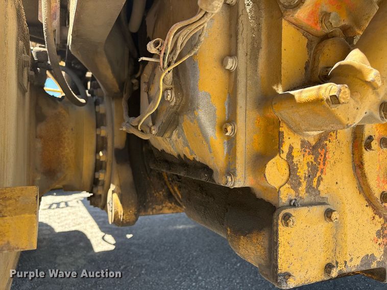 image for item EM0046 1994 Caterpillar 12G motor grader