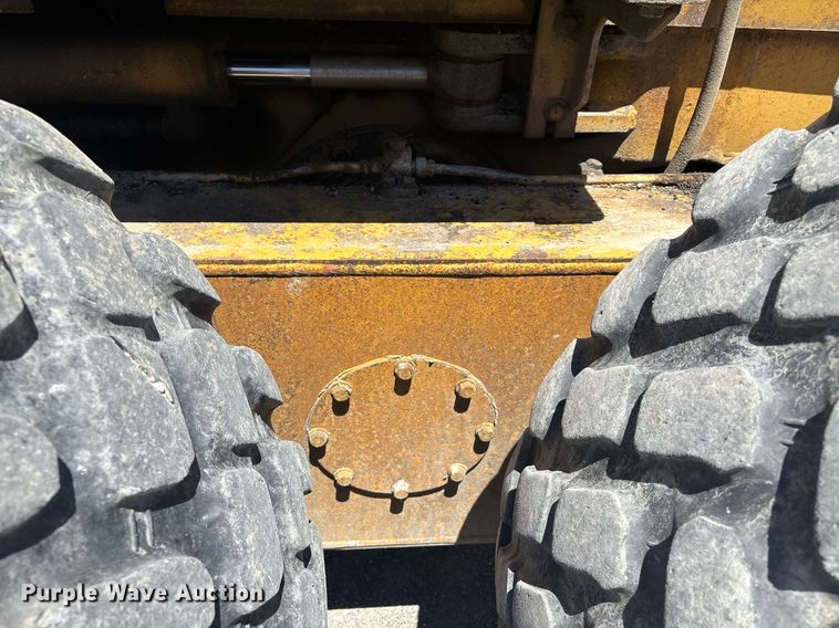 image for item EM0046 1994 Caterpillar 12G motor grader