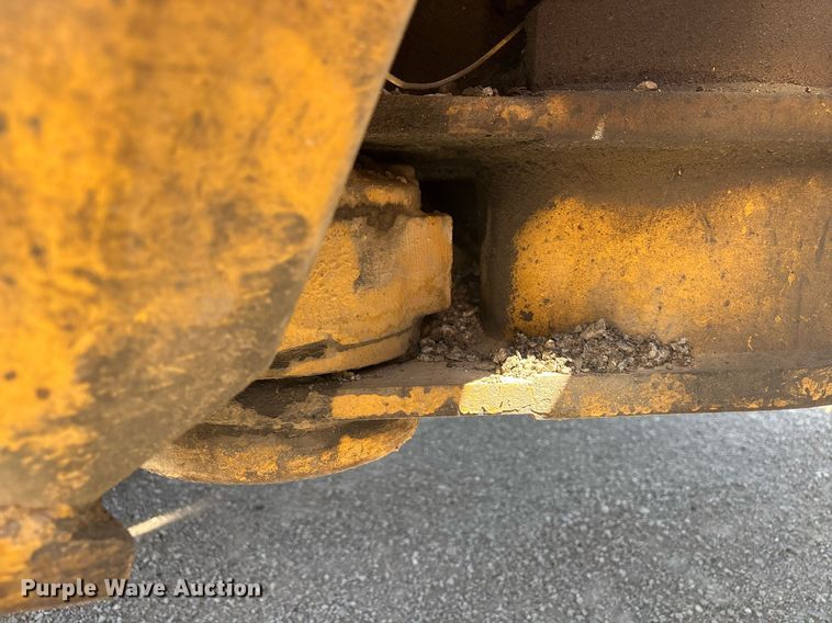 image for item EM0046 1994 Caterpillar 12G motor grader