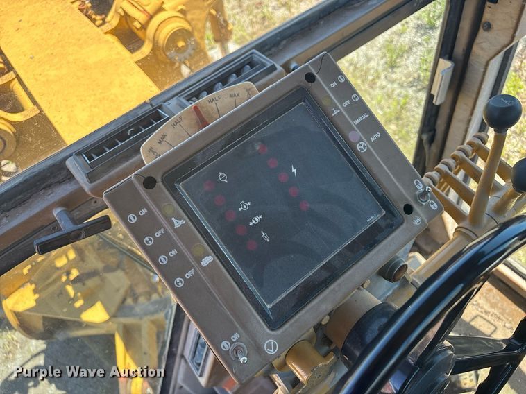 image for item EM0046 1994 Caterpillar 12G motor grader