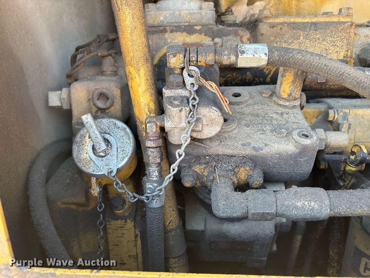 image for item EM0046 1994 Caterpillar 12G motor grader