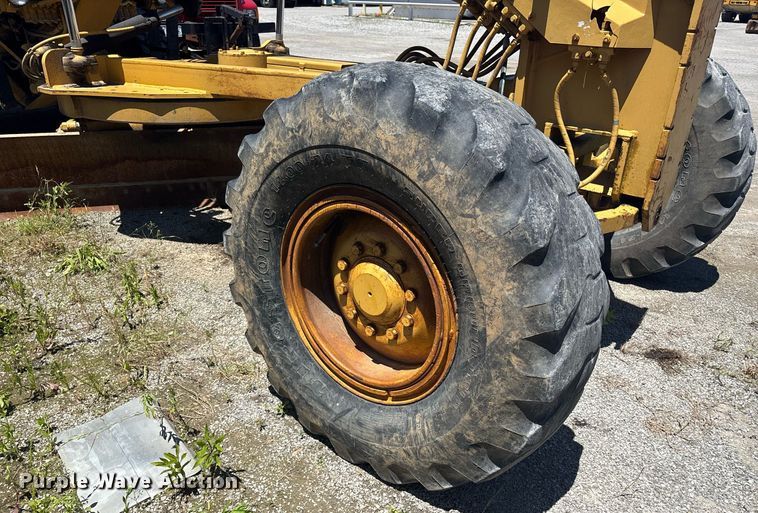 image for item EM0046 1994 Caterpillar 12G motor grader