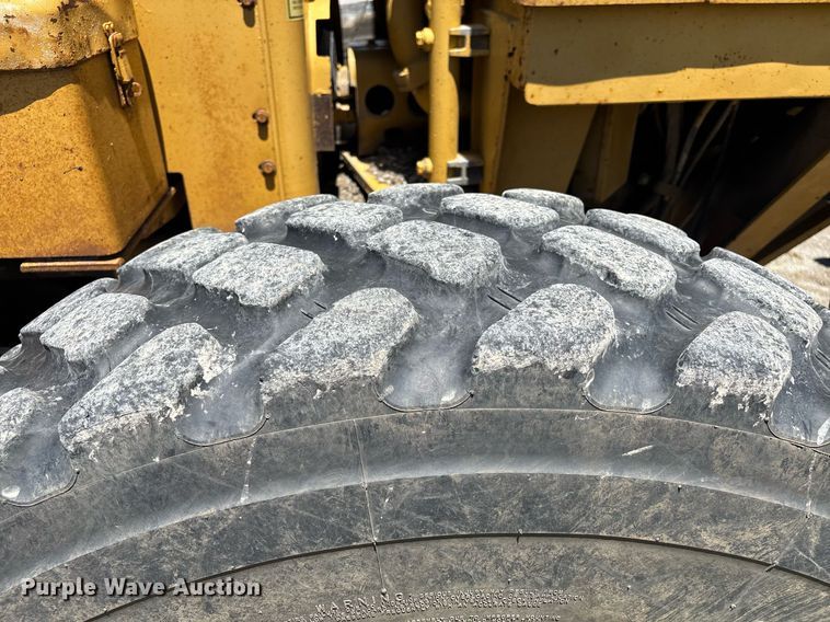 image for item EM0046 1994 Caterpillar 12G motor grader