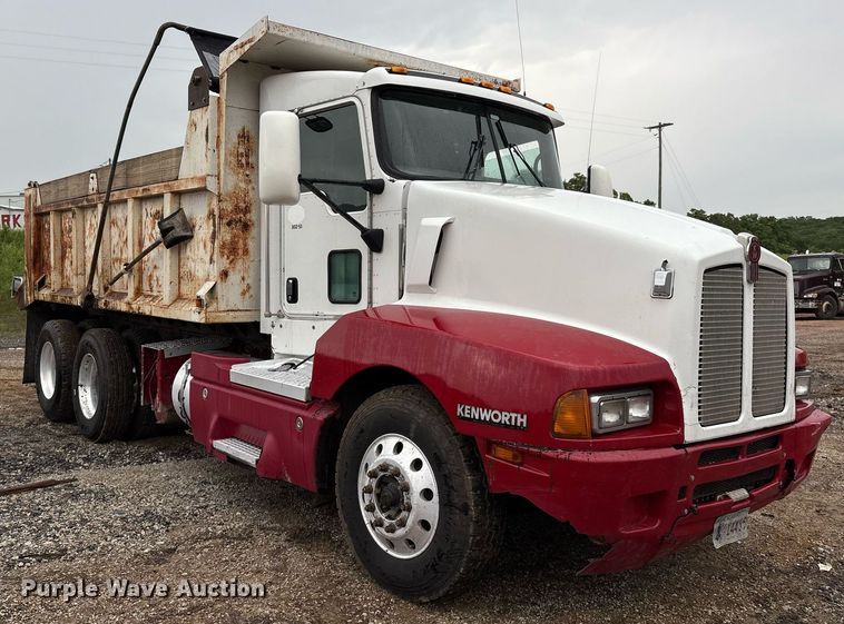 image for item EM2550 2007 Kenworth T600 dump truck